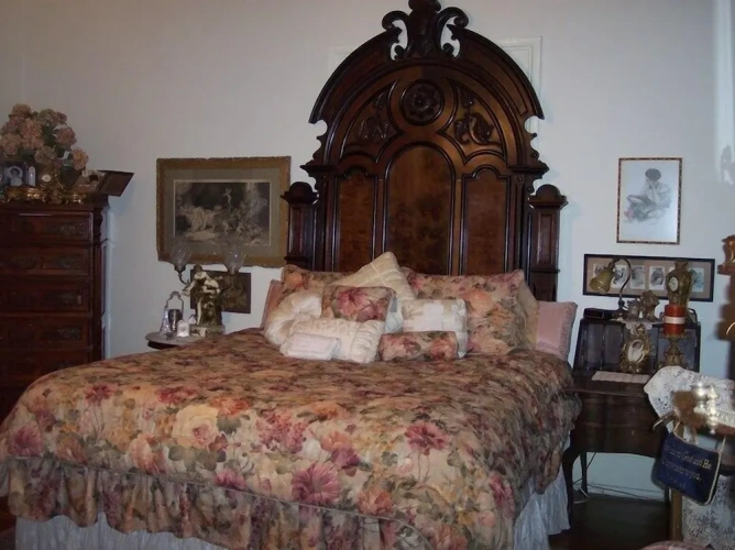 Deluxe Double Basement Suite