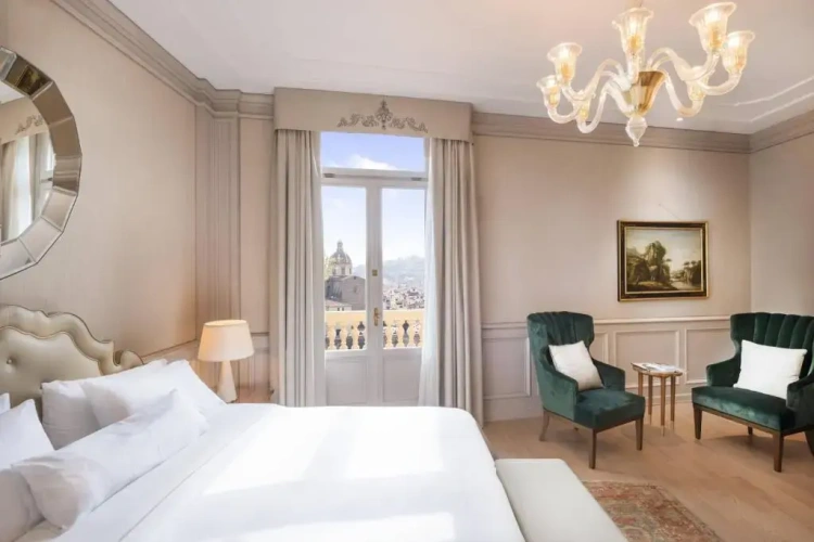 Presidential Arno River view Double Suite