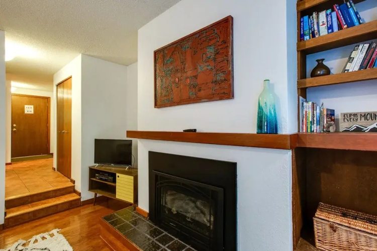 Snowater Condo 18 - Peace and Tranquility Available Here
