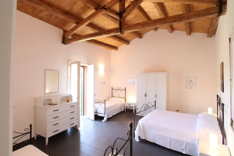 Reusia Holiday Home