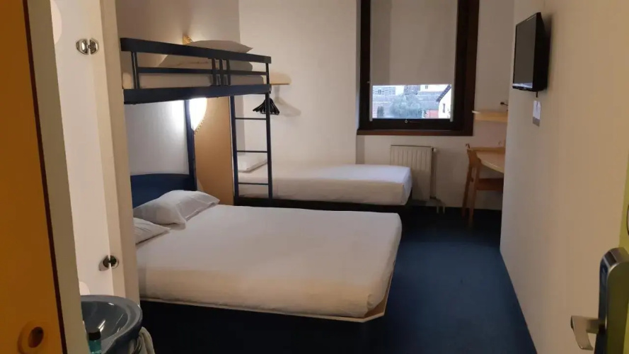 Kyriad Direct Montauban Centre