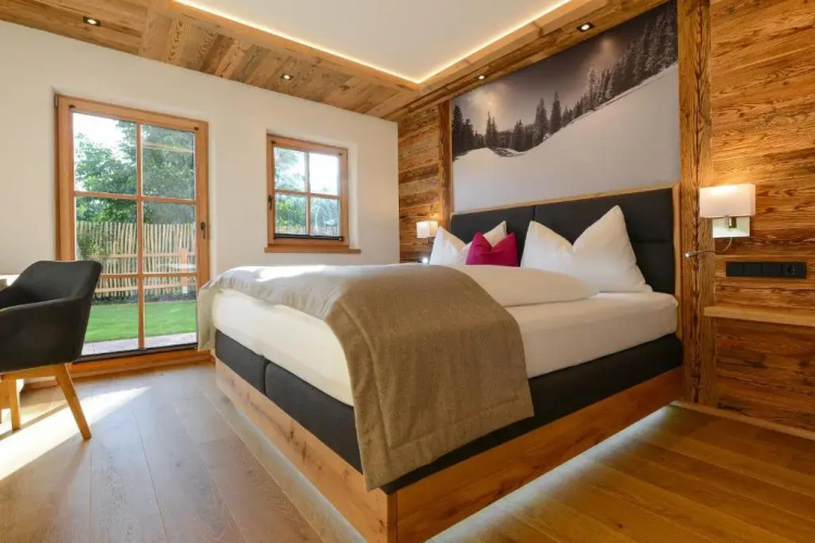 Gams Lodge