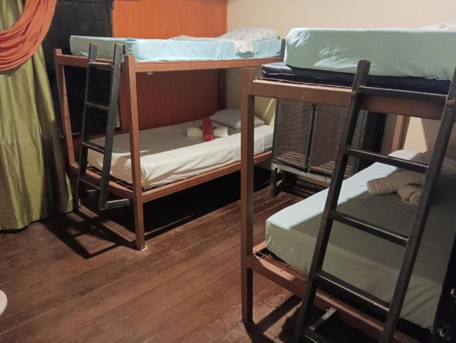 Economy Quadruple room