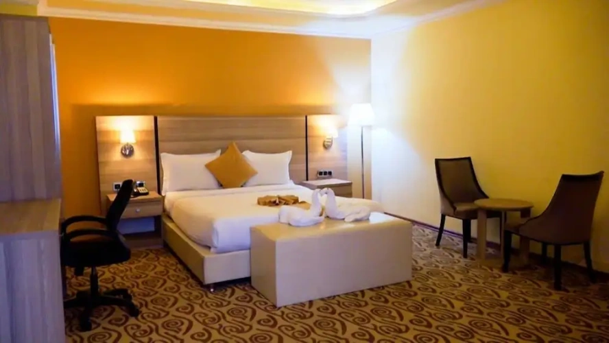 2 Bedrooms Standard Family room