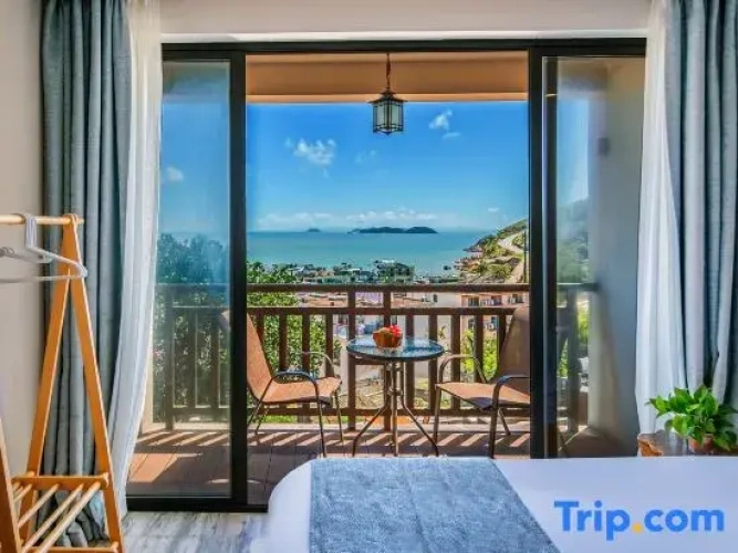 Standard Family room with balcony and with sea view