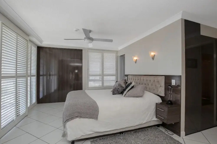 Carool Apartments