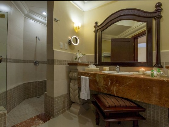 Wyndham Alltra Playa del Carmen Adults Only All Inclusive photo 7