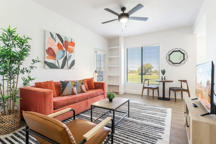 4 Bedrooms Deluxe Apartment