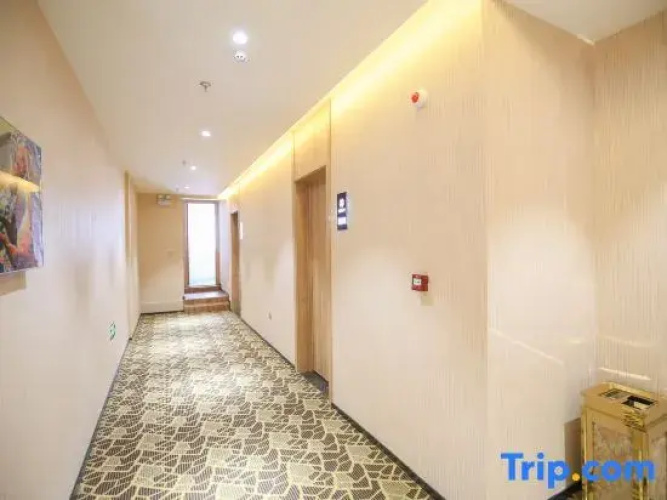 Wanxi Tiantian Hotel
