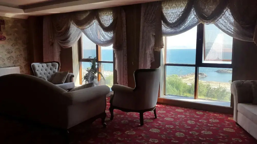 Nevan Suite Hotel