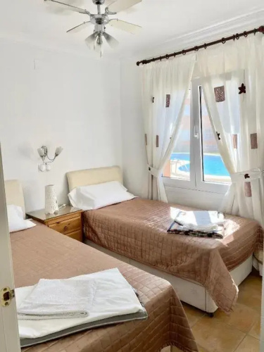 Apartment Sevilla III Golf ,big pool and seaside