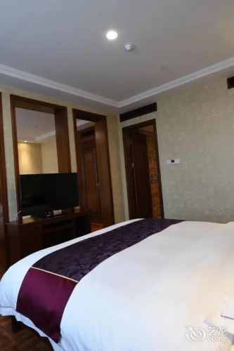 Menoni Boutique Hotel