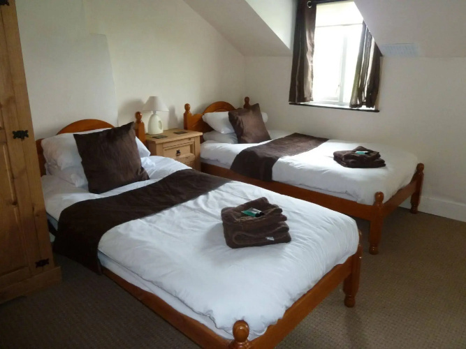 Mid Wales Inn