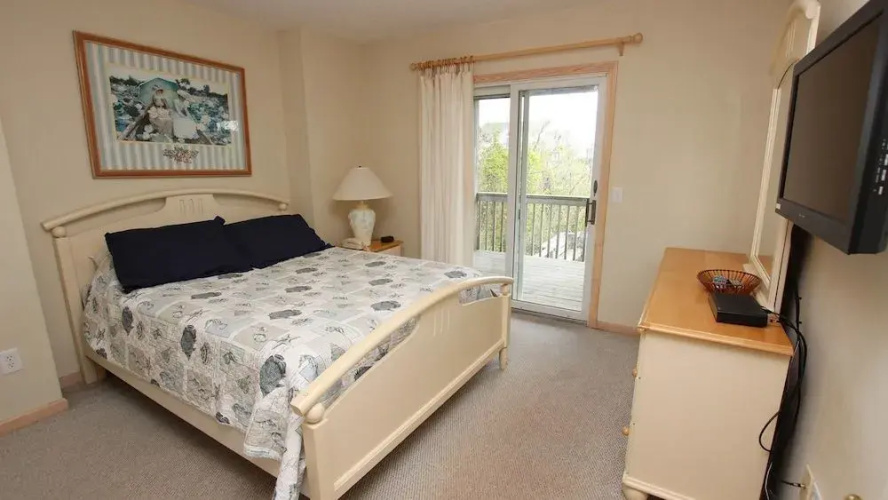 Happily Ours - 5 Br Home