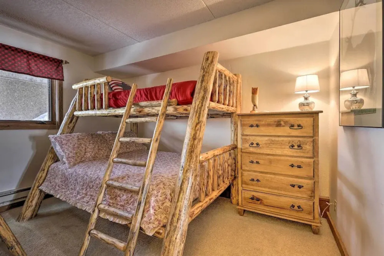Mtn Views & Hot Tub Access: Lake Dillon Retreat
