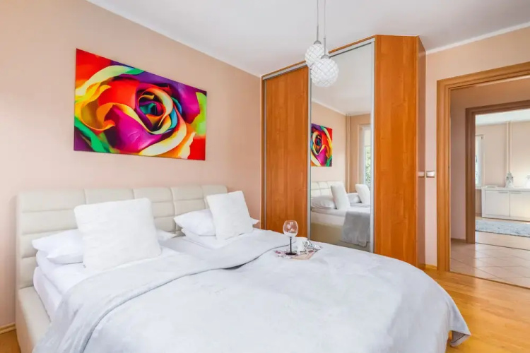 Rose Apartment in Kołobrzeg by Renters