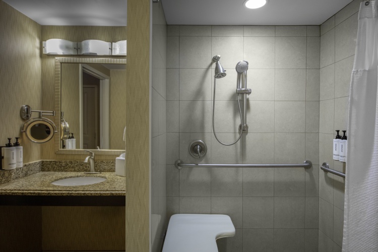 Crowne Plaza Boston - Woburn photo 9