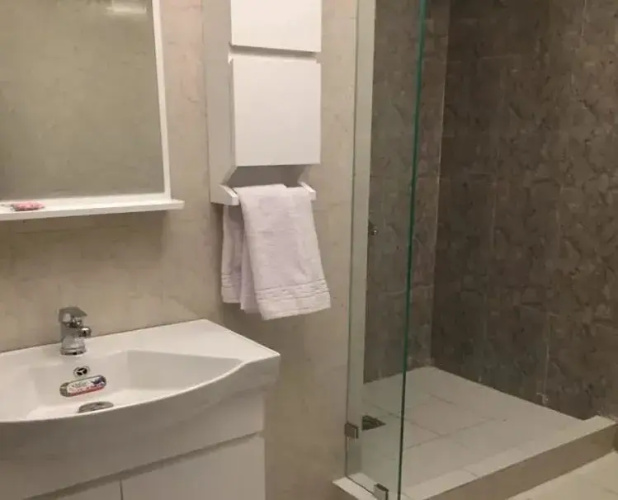 Sepand Hotel