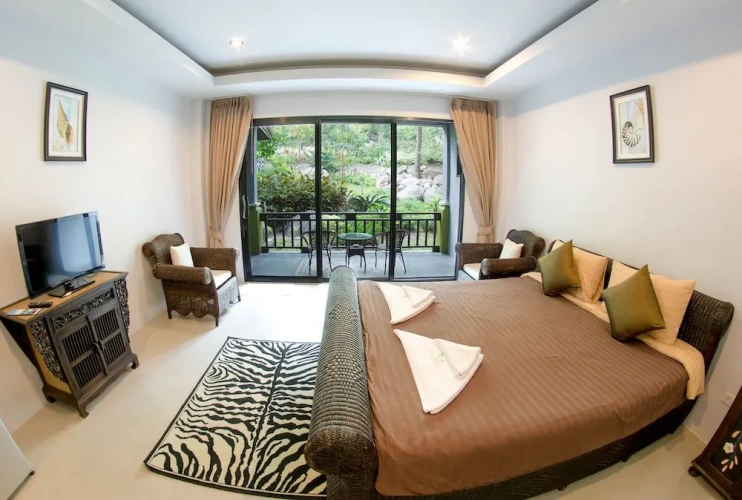 Deluxe room with garden view