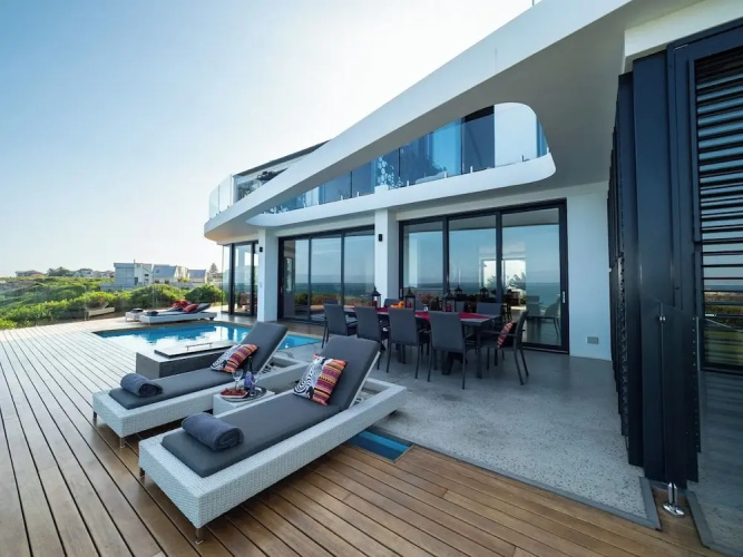 Boutique Ocean Views  incorporating Wend