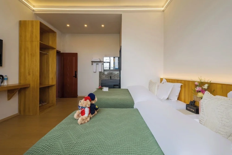 Guest rooms