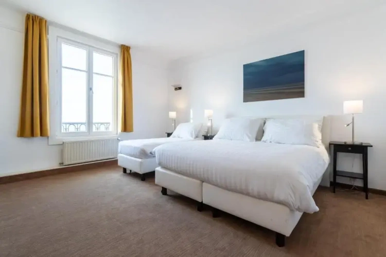 Classic Triple room with sea view