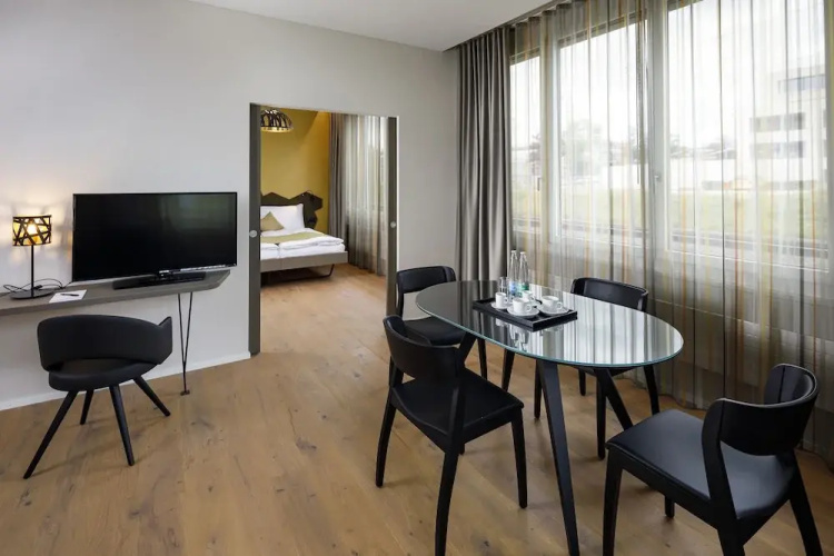 FOCUS Hotel