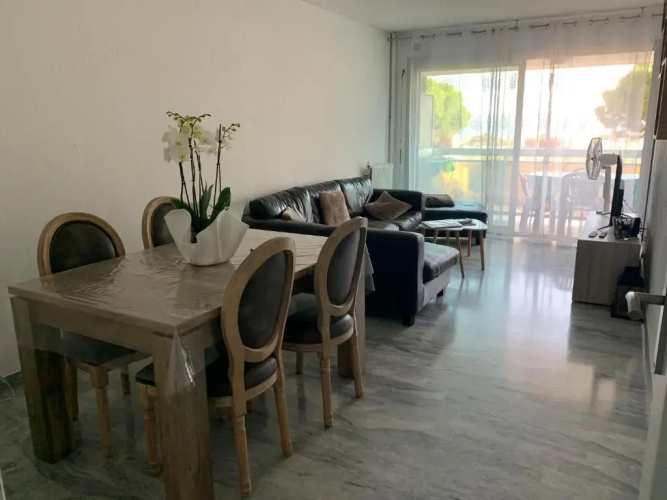 Appartement à 2 pas de la mer