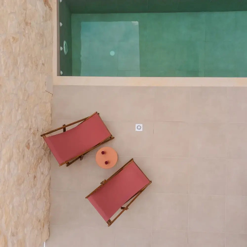 Sugarwhite Suites