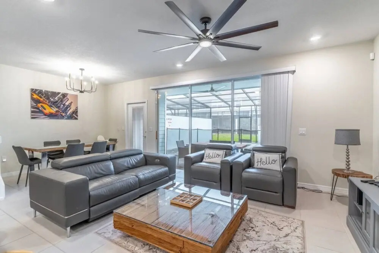 4014 Windsor Island