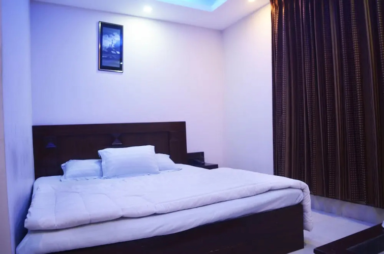 Hotel Sky Park