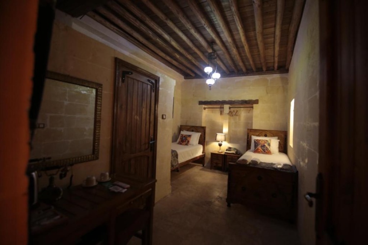Sumer Twin room