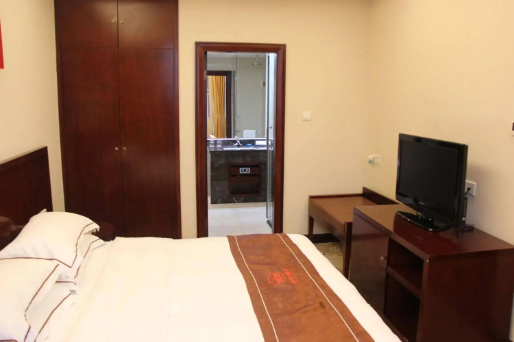 YiFeng Hotel