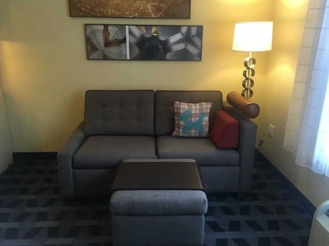 1 Bedroom Suite