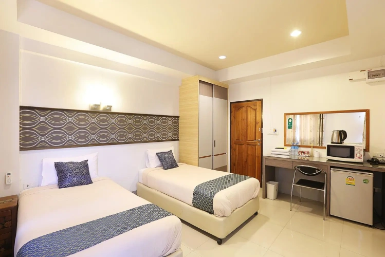 Standard Twin room