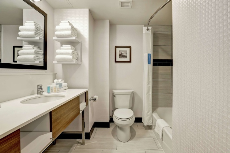 Hampton Inn by Hilton St. Catharines Niagara photo 11