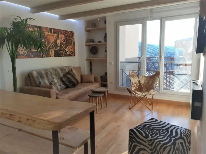 Deluxe Apartment