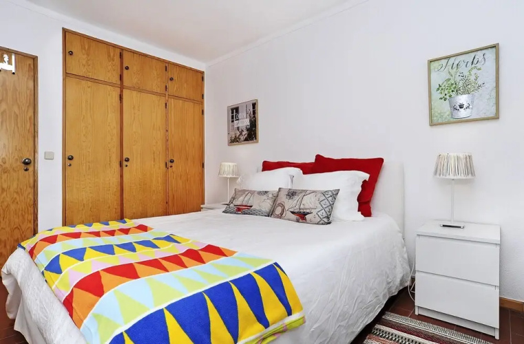 Azenha Apartment