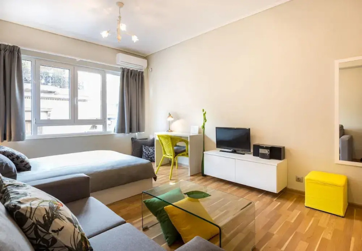 Exceptionally located studio apartment