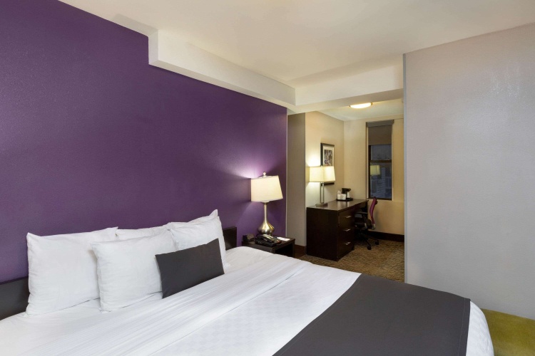 La Quinta Inn and Suites New York City Central Park photo 7