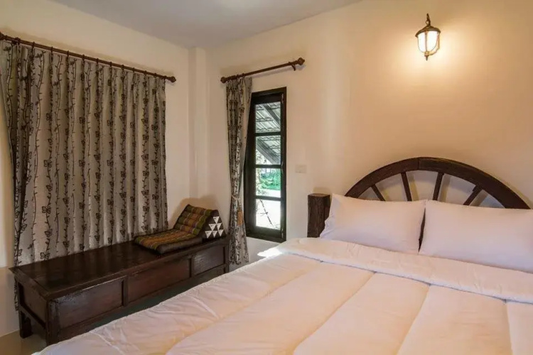 Tong Hotel