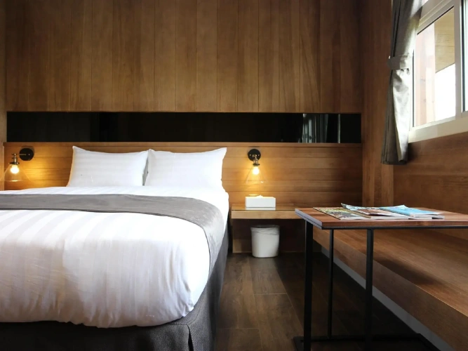 1 Bedroom Suite