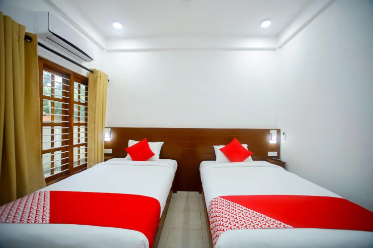 Cedar by OYO Rooms