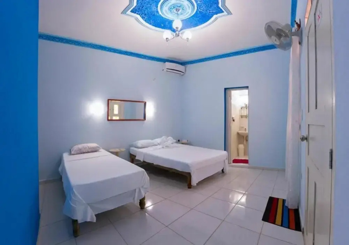 Hostal "D & G"