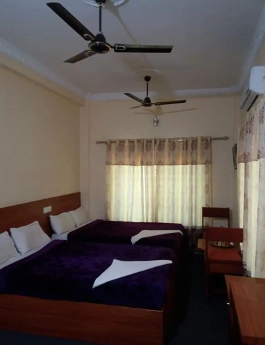 Deluxe Quadruple room