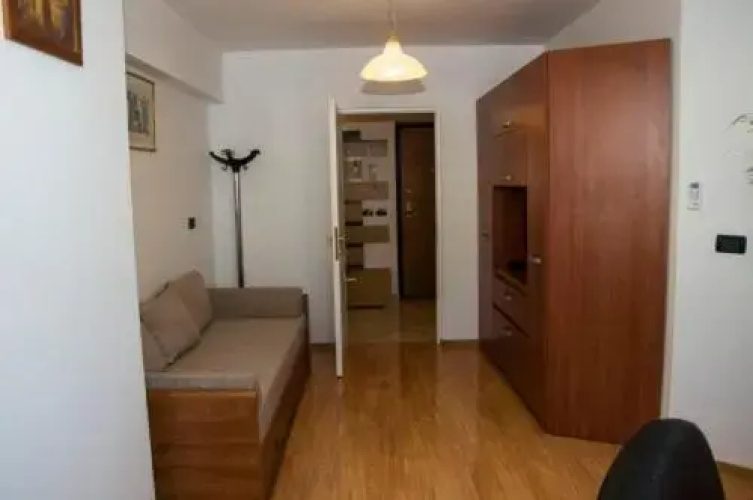 Ap. 30 Linda Residence