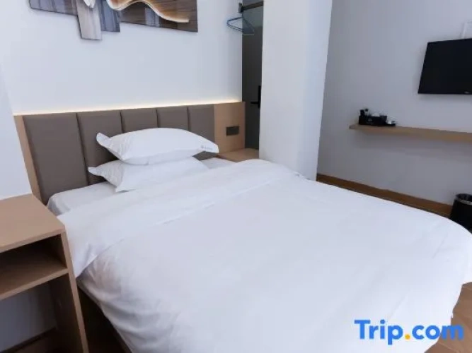 Standard Double room with river view