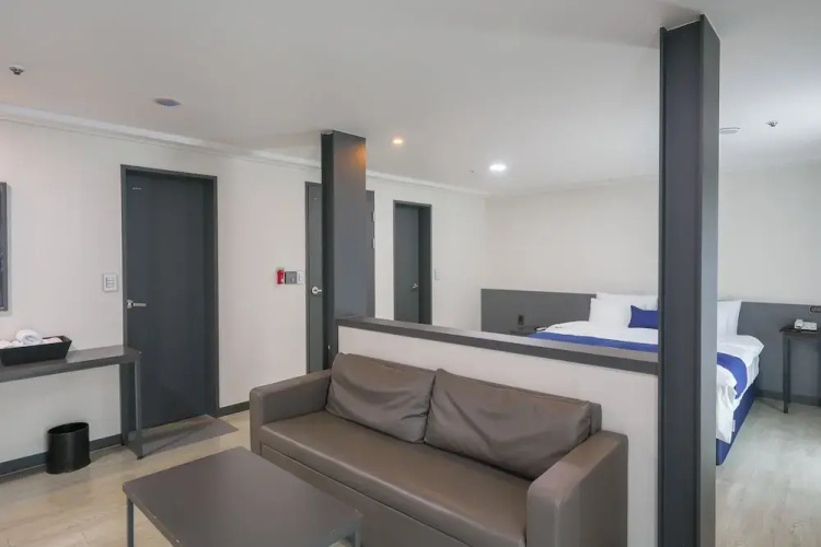 Bugok Royal Hotel