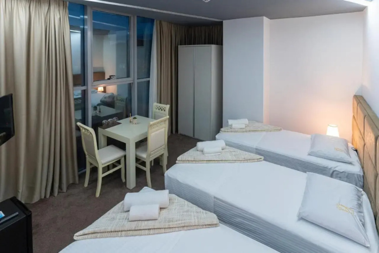 Hotel Emigranti 2