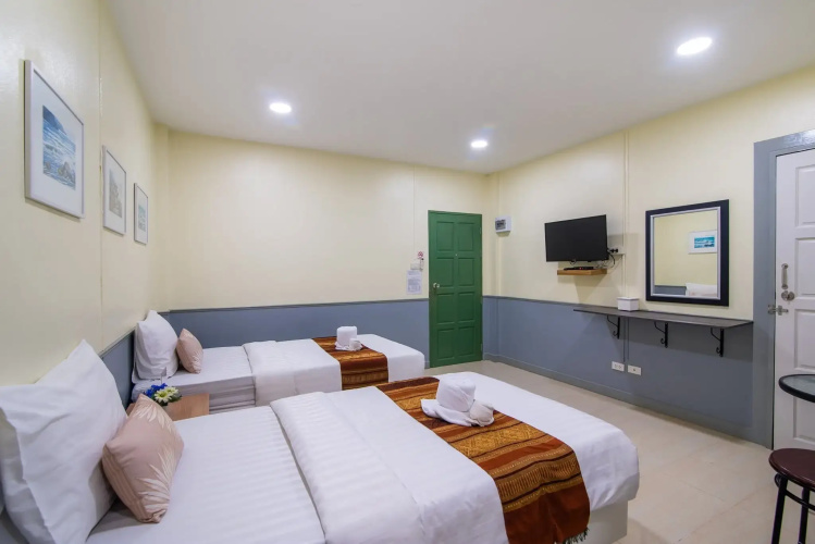 Naruchol Hotel